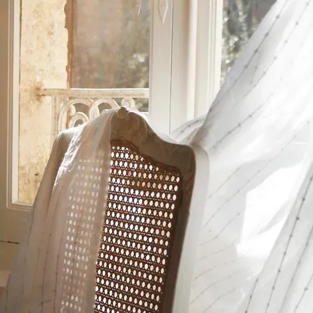 Chambres D'hotes Saint-sauveur 3*