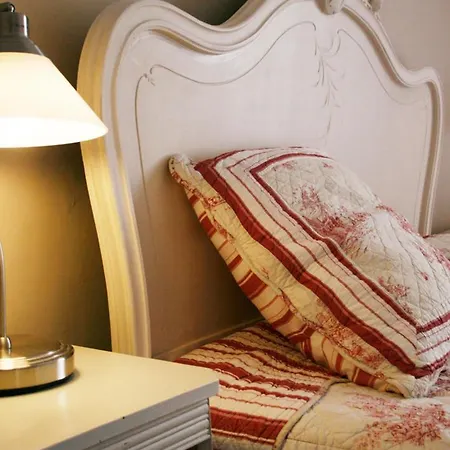 Chambres D'hotes Saint-sauveur Bed & Breakfast Saint-Thibéry